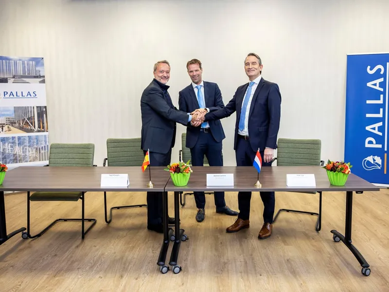 Contract Signature NRG PALLAS FCC (1)