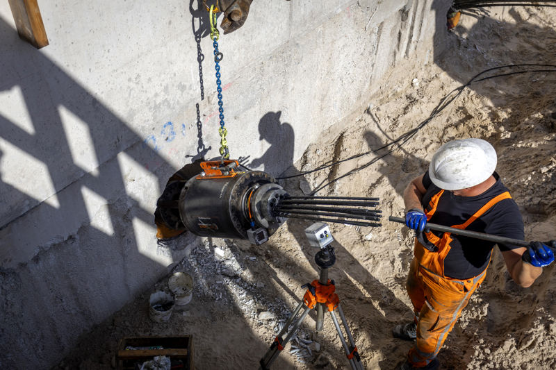 Anchors Tensioning