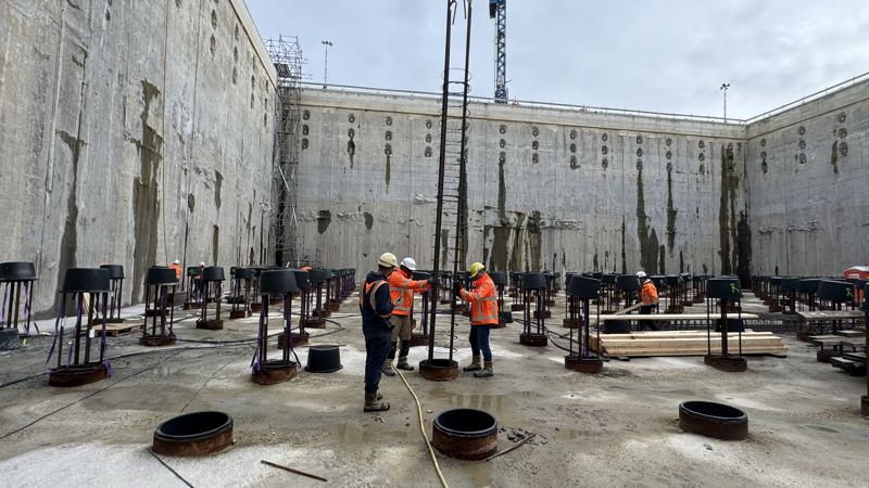 Work In The Pit 13 Nov 01