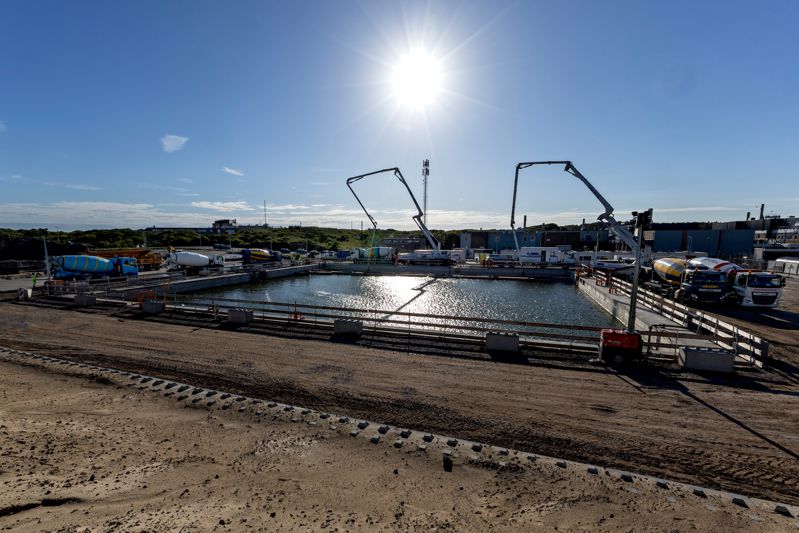 Underwater Concrete Pour 01