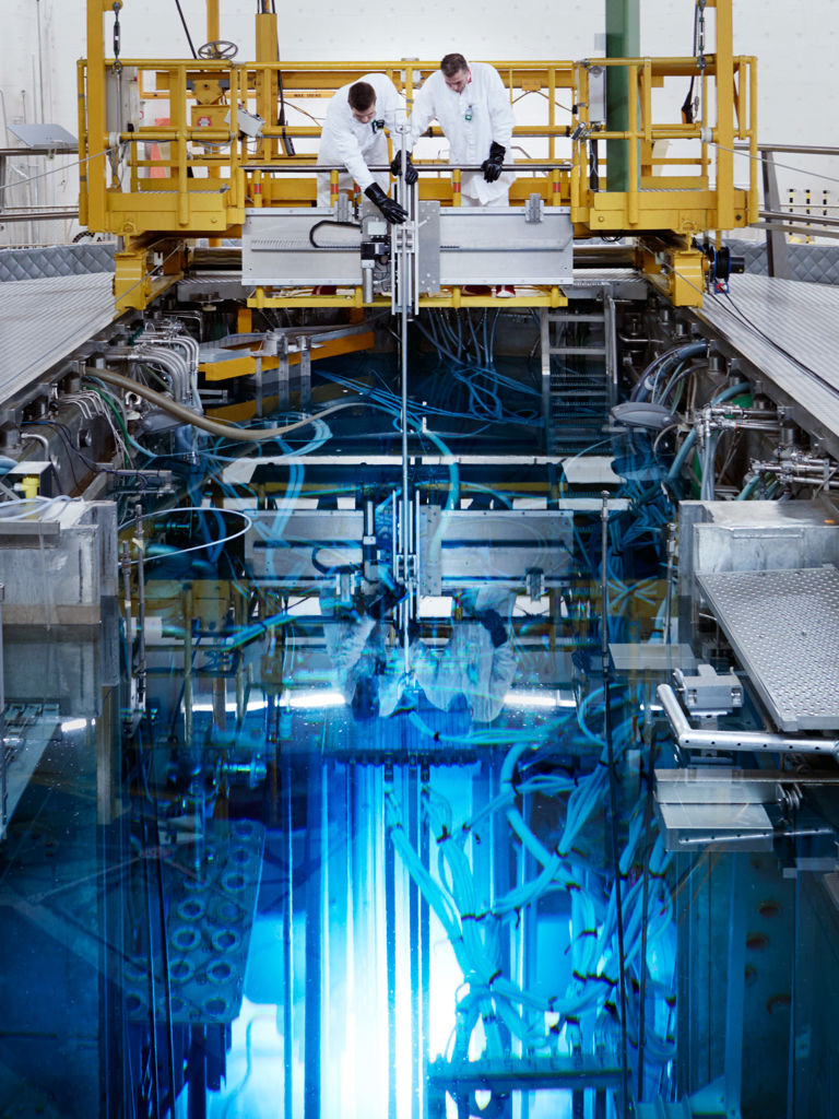 Hvdh 150225 160 Srgb Hoge Flux Reactor